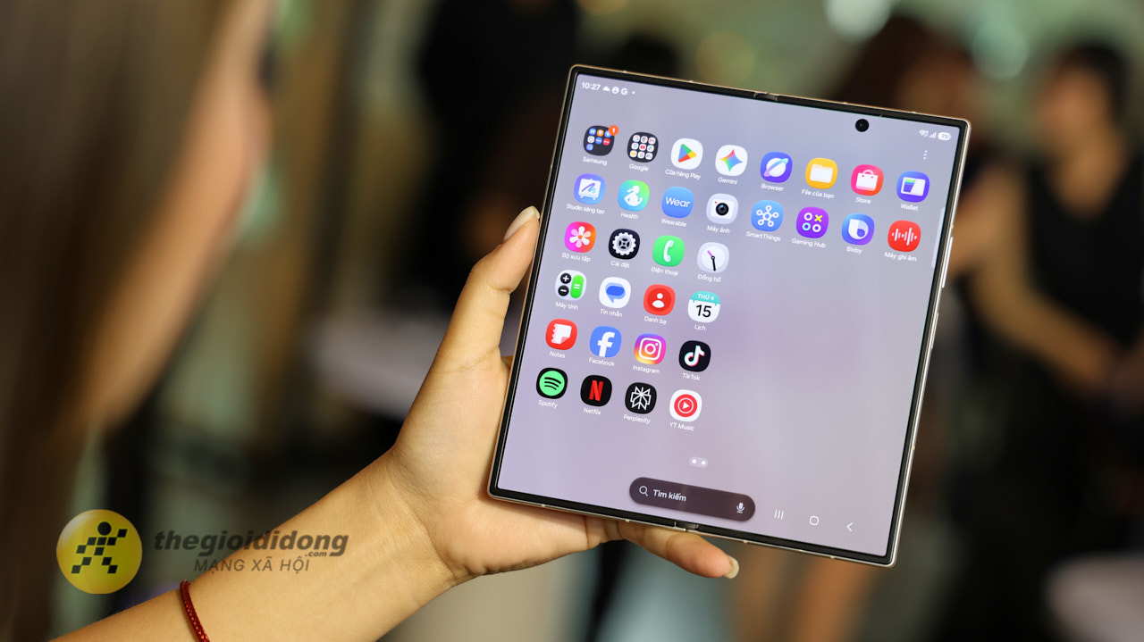 Galaxy Z Fold8 Ultra Galaxy Z Fold8 Ultra