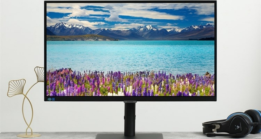 Samsung ViewFinity S8 có màn hình rộng rãi, thuận tiện cho việc học tập, chơi game Samsung ViewFinity S8 có màn hình rộng rãi, thuận tiện cho việc học tập, chơi game