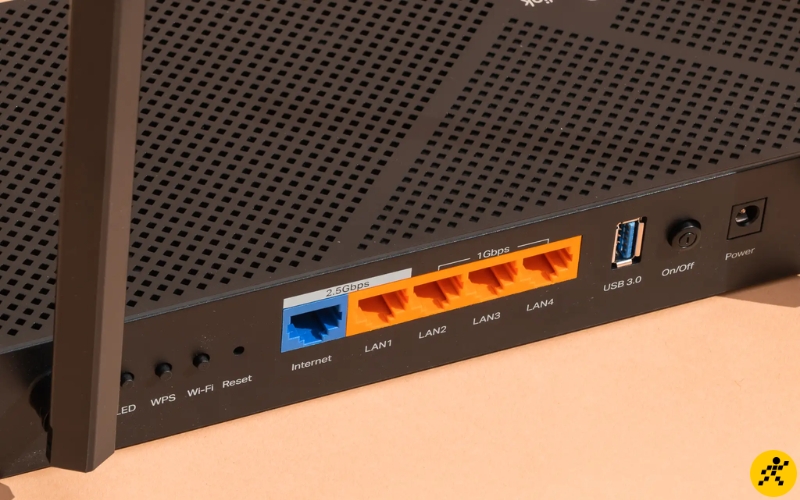 C&aacute;c cổng v&agrave; n&uacute;t chức năng tr&ecirc;n router TP-Link