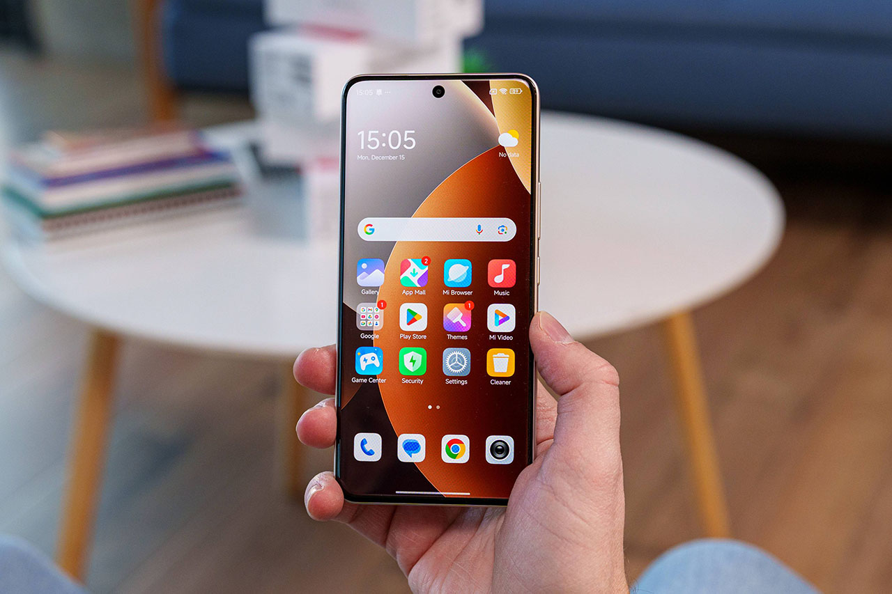 Trên Tay Xiaomi Redmi Note 15 Pro 4G Trên Tay Xiaomi Redmi Note 15 Pro 4G