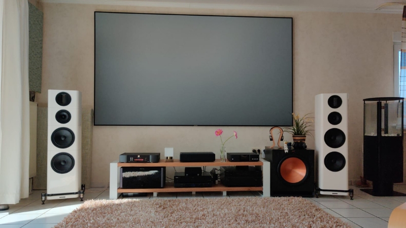 Loa vi tính nhỏ gọn, tiết kiệm diện tích Loa vi tính nhỏ gọn, tiết kiệm diện tích