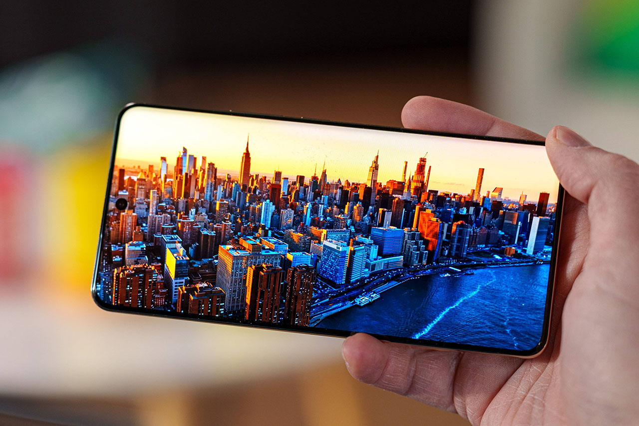 Trên Tay Realme 16 Pro+ 5G Trên Tay Realme 16 Pro+ 5G
