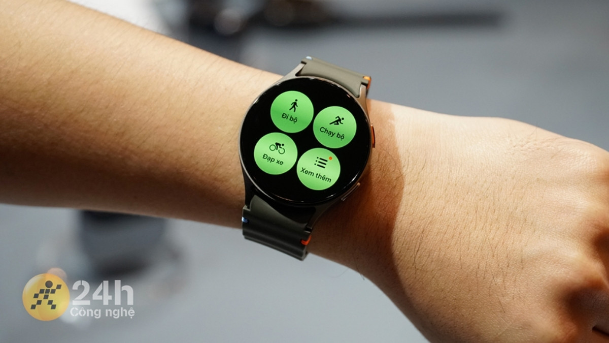 Màn hình trên Samsung Galaxy Watch 7 Màn hình trên Samsung Galaxy Watch 7