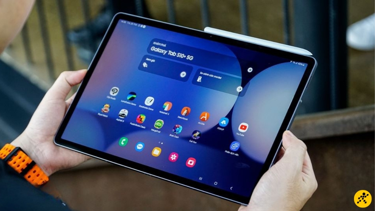Galaxy Tab S9 Ultra và Tab S10 Plus đều trang bị màn hình Dynamic AMOLED 2X Galaxy Tab S9 Ultra và Tab S10 Plus đều trang bị màn hình Dynamic AMOLED 2X