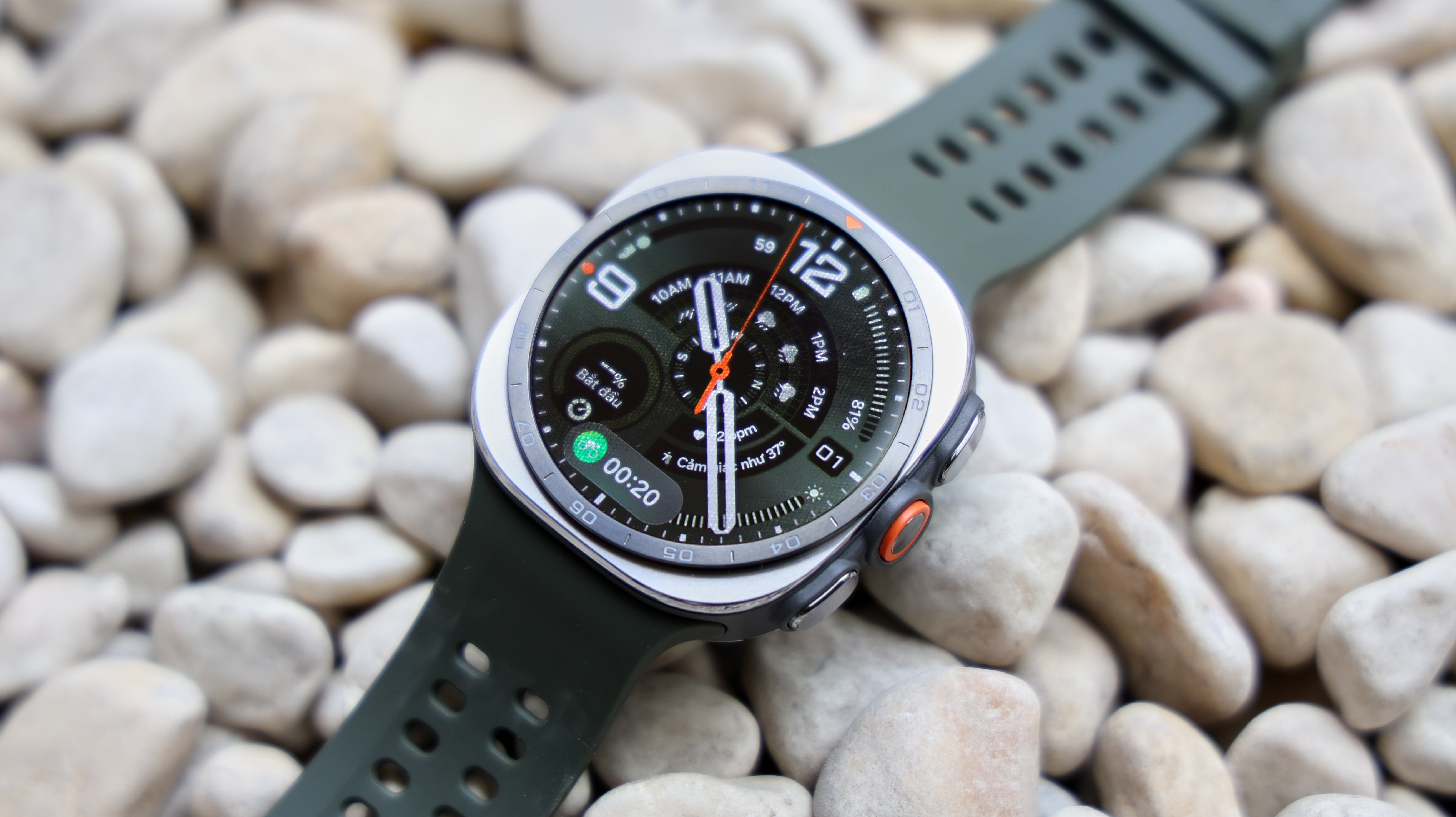 Bứt Phá Mọi Giới Hạn Cùng Galaxy Watch Ultra2