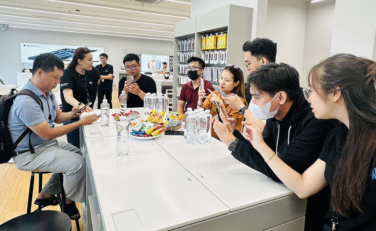 Tất tần tật về chương trình Group Demo tại TopZone