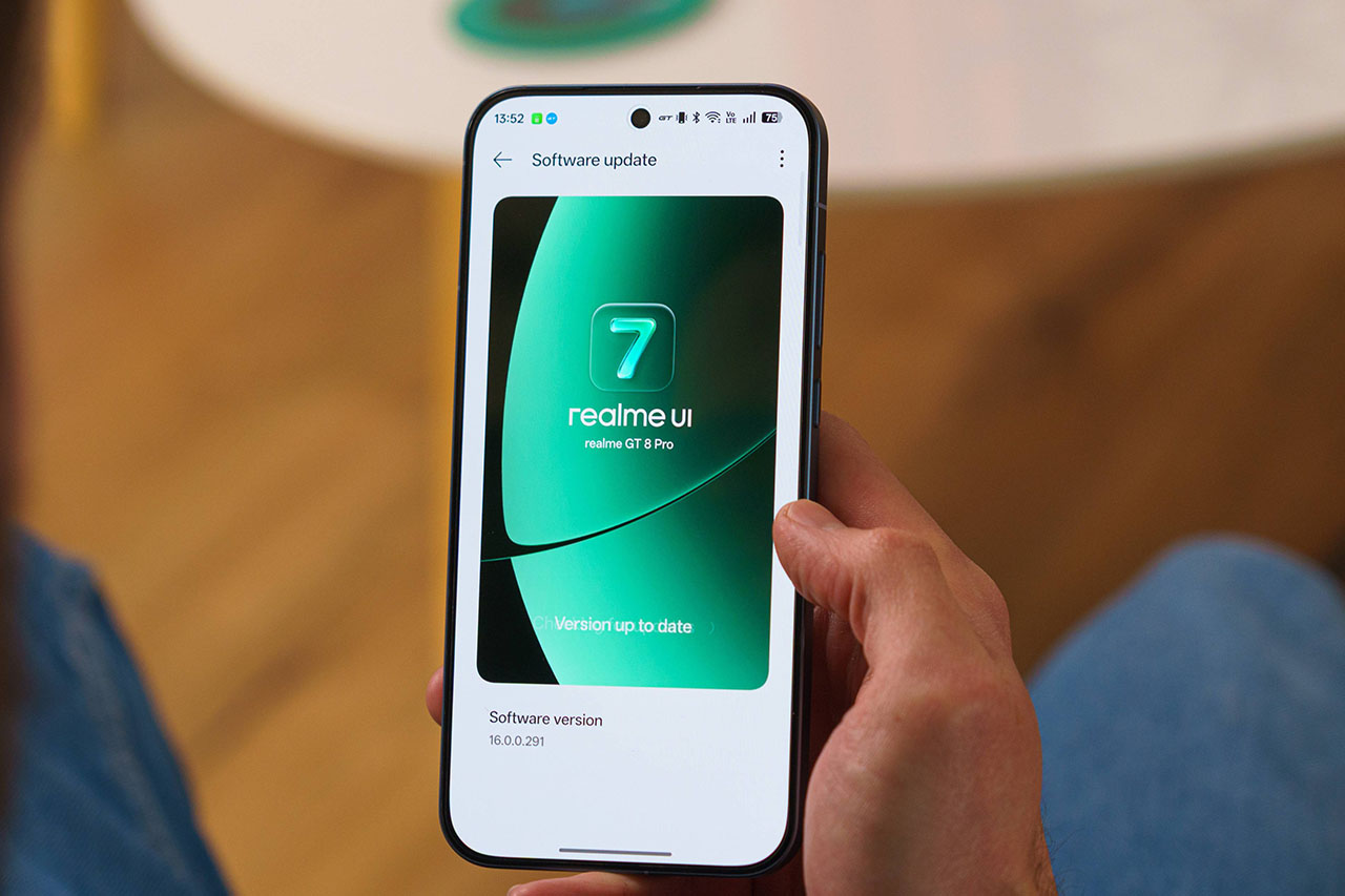 Trên tay realme GT8 Pro 5G Trên tay realme GT8 Pro 5G
