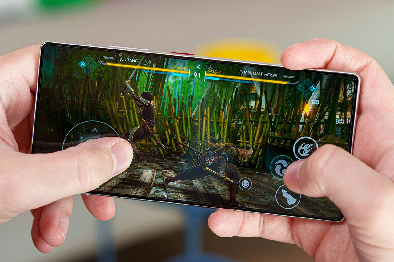 Trên Tay Nubia Z80 Ultra Trên Tay Nubia Z80 Ultra
