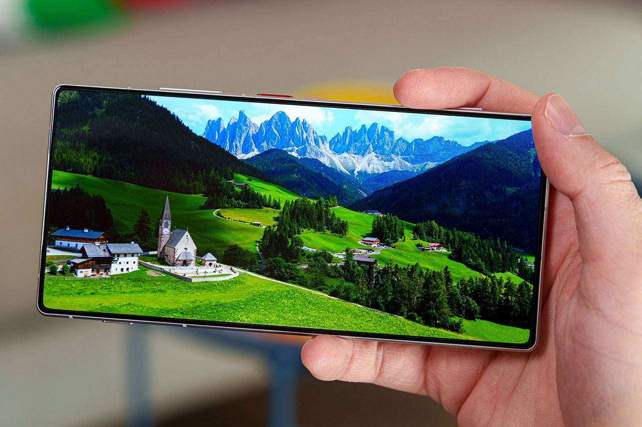 Trên Tay Nubia Z80 Ultra Trên Tay Nubia Z80 Ultra