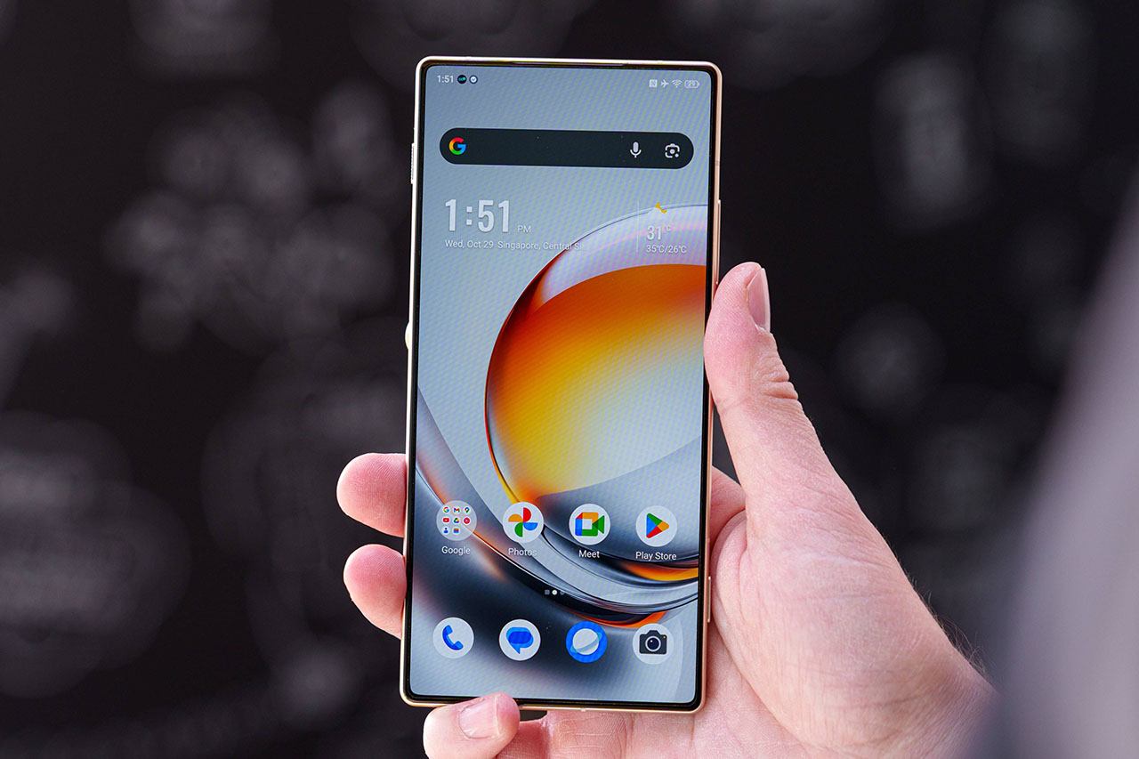 Trên Tay Nubia Z80 Ultra Trên Tay Nubia Z80 Ultra