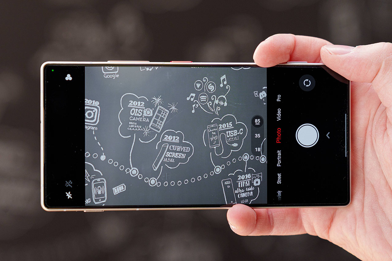 Trên Tay Nubia Z80 Ultra Trên Tay Nubia Z80 Ultra