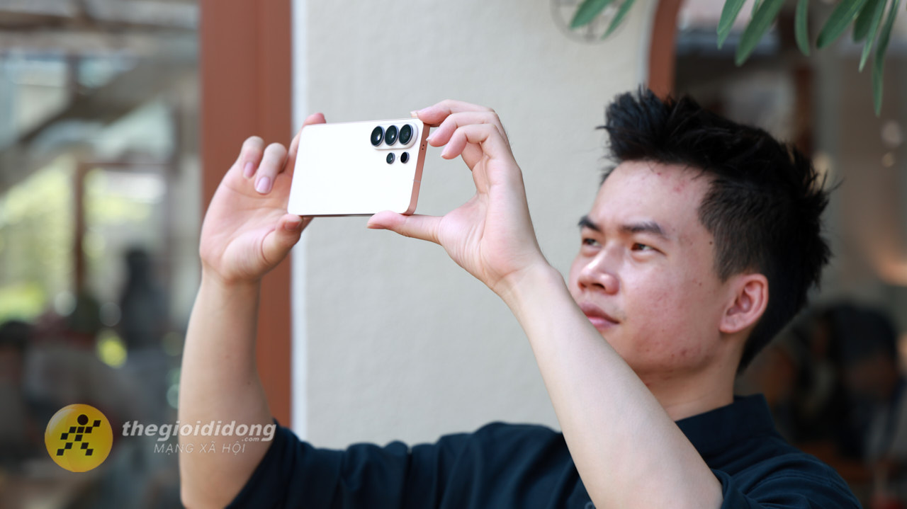 Nhìn lại 6 tháng dùng Galaxy S26 Ultra: Không phải Camera hay AI, đây mới là tính năng chân ái của mình Nhìn lại 6 tháng dùng Galaxy S26 Ultra: Không phải Camera hay AI, đây mới là tính năng chân ái của mình