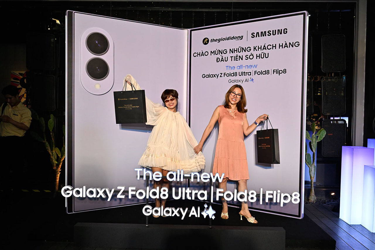 Galaxy Z8 Series Galaxy Z8 Series