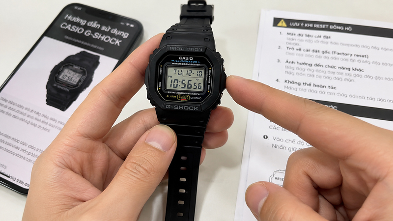 Kiểm tra model module và mức chống nước của G-SHOCK Kiểm tra model module và mức chống nước của G-SHOCK
