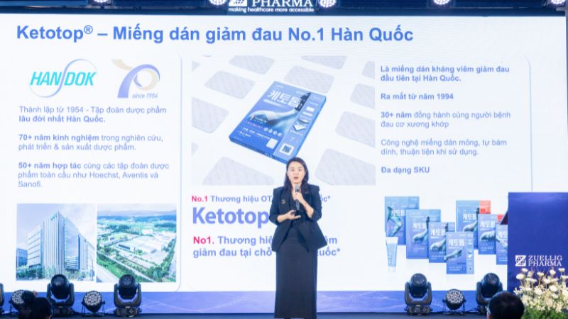 Đại diện chương trình chia sẻ thông tin về Ketotop - miếng dán giảm đau trong khuôn khổ buổi đào tạo chuyên môn cùng Zuellig Pharma. Đại diện chương trình chia sẻ thông tin về Ketotop - miếng dán giảm đau trong khuôn khổ buổi đào tạo chuyên môn cùng Zuellig Pharma.