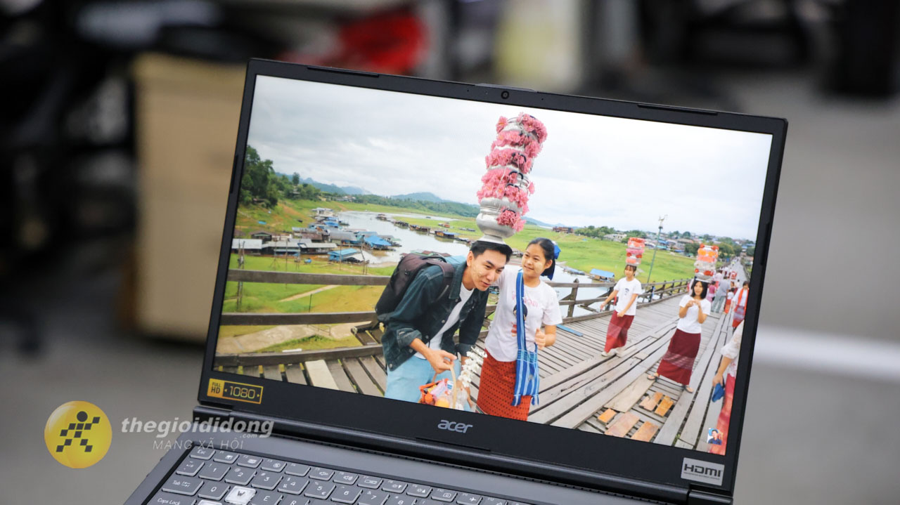 Trên tay Acer Gaming Aspire 7 A715-59G-59RD Trên tay Acer Gaming Aspire 7 A715-59G-59RD