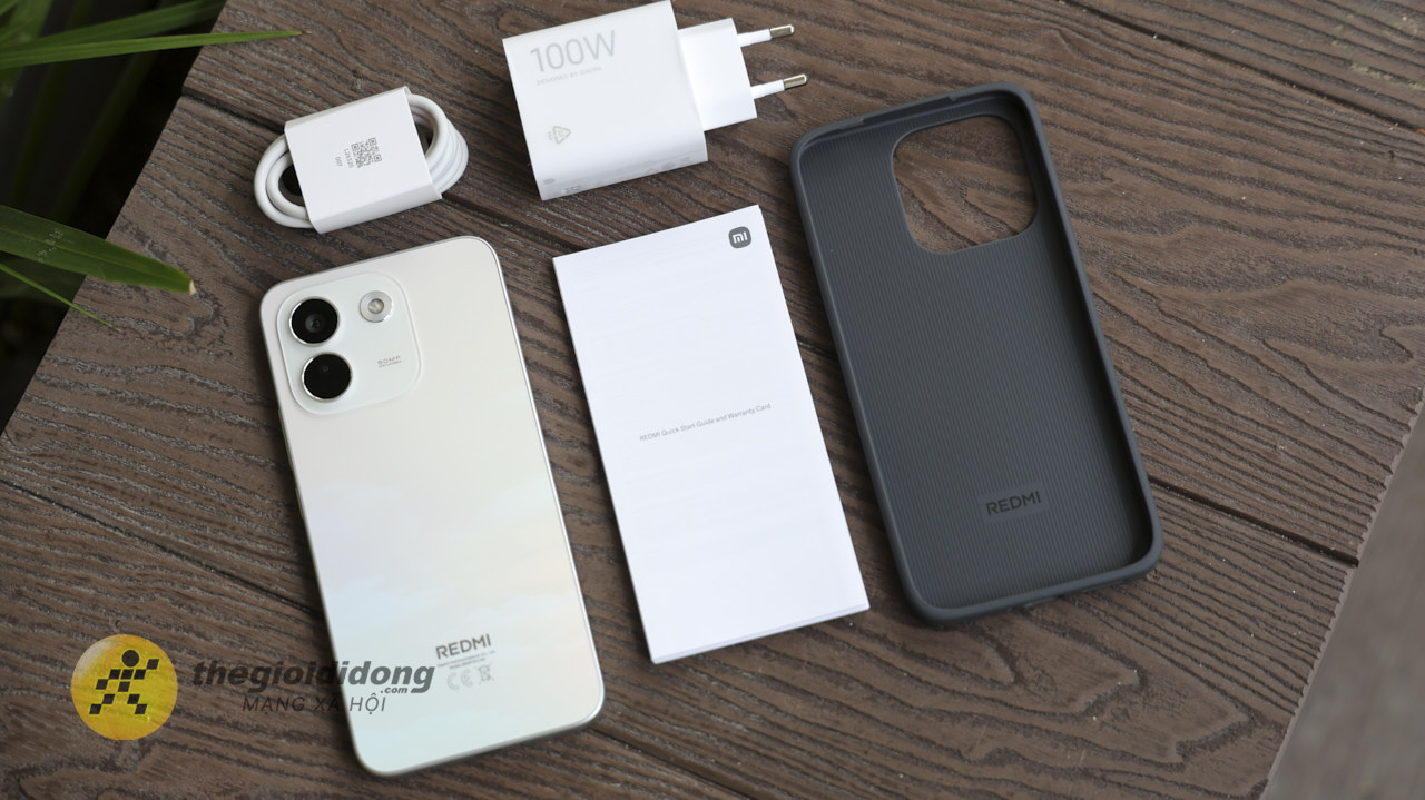 Trên tay Redmi Note 17 Pro Max 5G: Pin siêu khủng 10.000 mAh, sạc đến 100 W, bảo hành Trên tay Redmi Note 17 Pro Max 5G: Pin siêu khủng 10.000 mAh, sạc đến 100 W, bảo hành