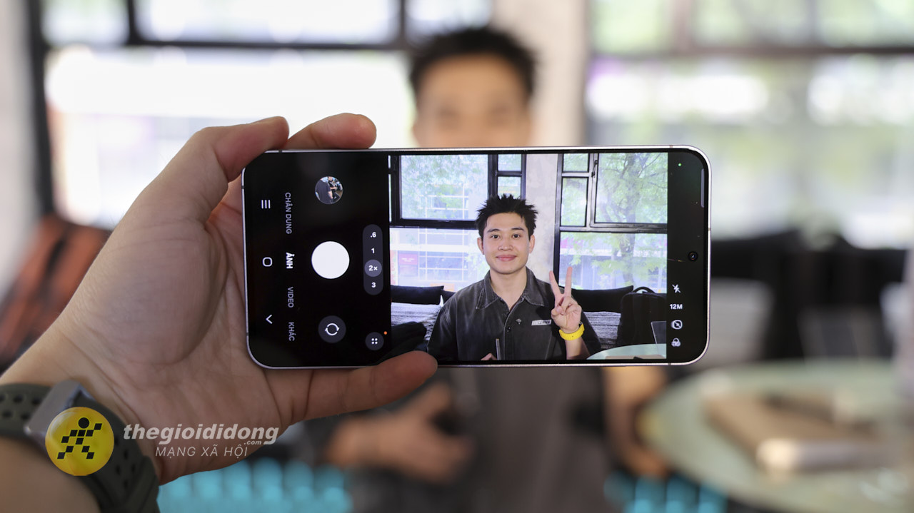 Chụp ảnh trên Galaxy S26 FE Chụp ảnh trên Galaxy S26 FE