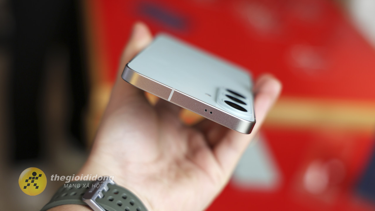 Trên tay Galaxy S26 FE Trên tay Galaxy S26 FE