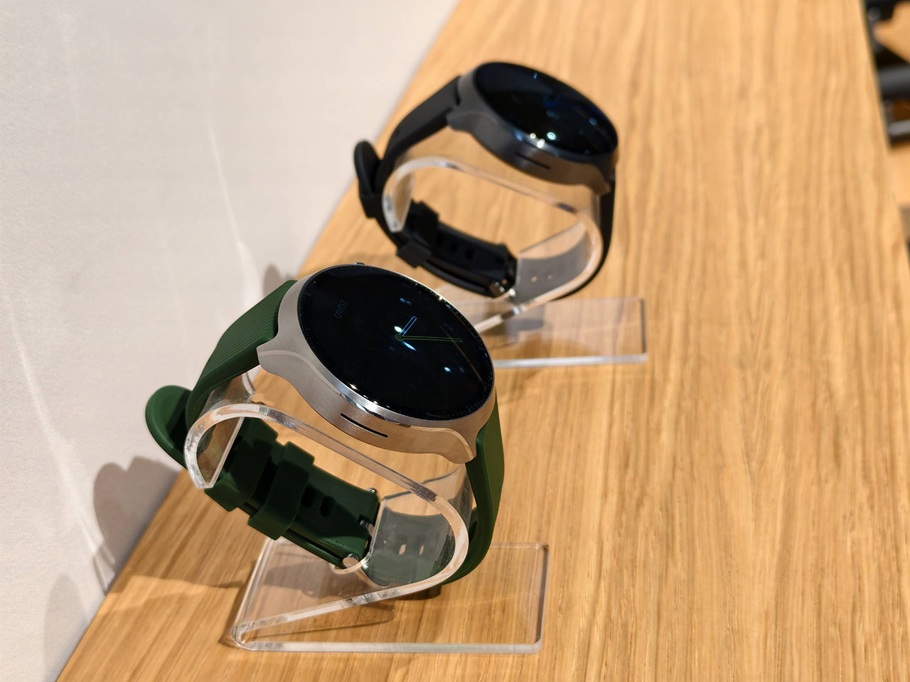 motorola moto Watch Ultra ra mắt motorola moto Watch Ultra ra mắt