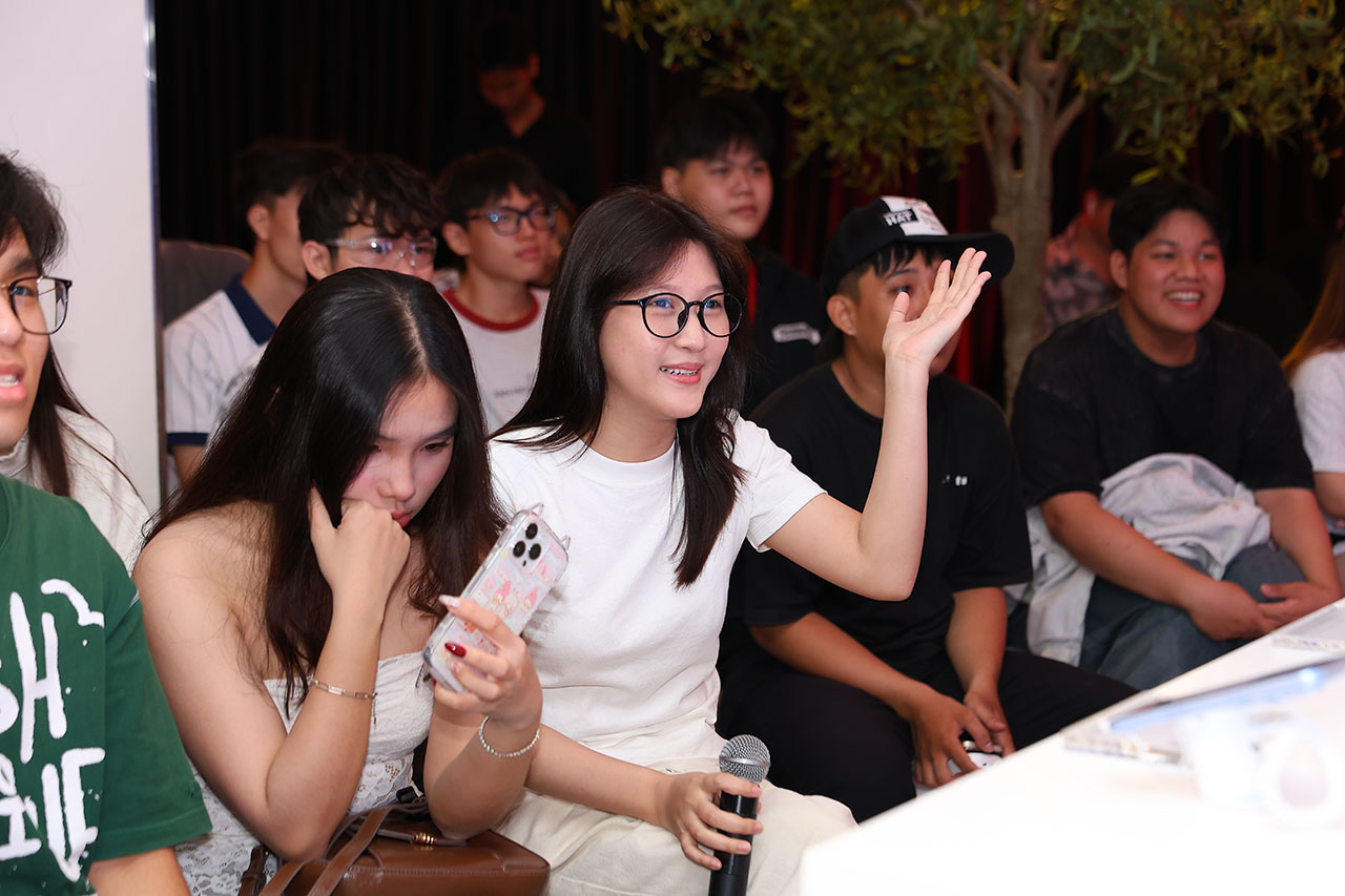 Workshop Trải Nghiệm Iphone 18 Pro Series Tại Topzone