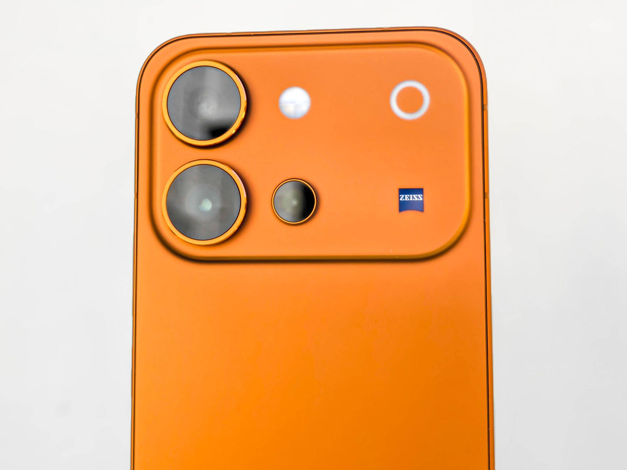 Trên Tay Vivo V80 5G