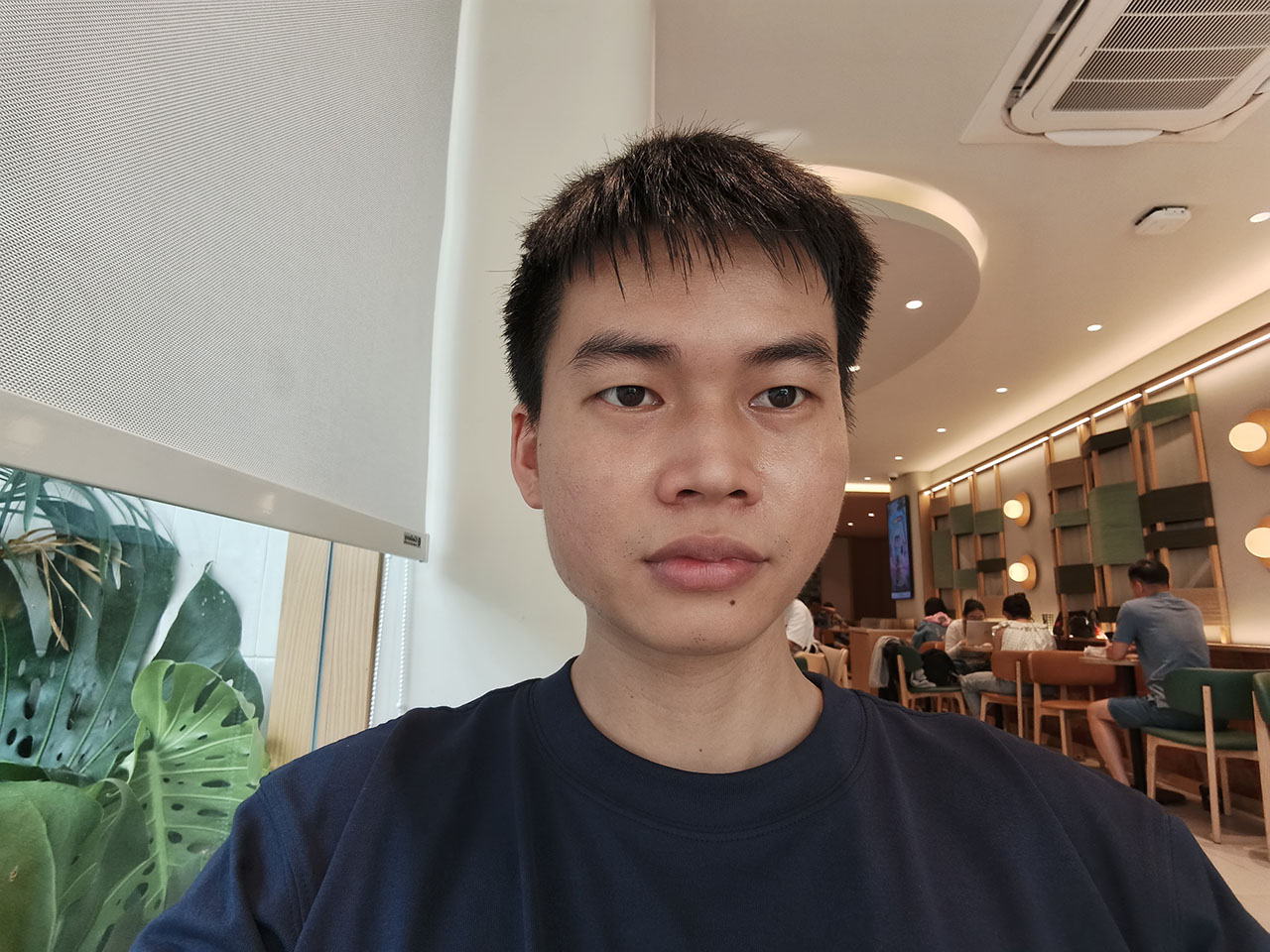 Đánh Giá Oppo A7 Pro 5G