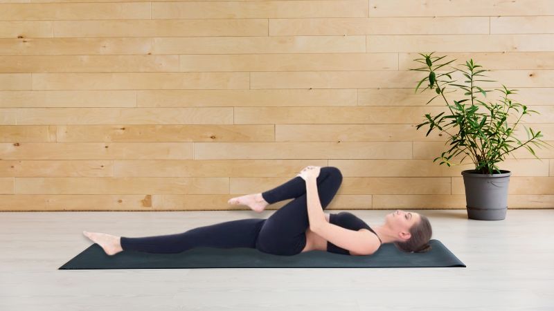 Bài tập kết hợp khớp gối với khớp háng giúp cải thiện triệu chứng đau
