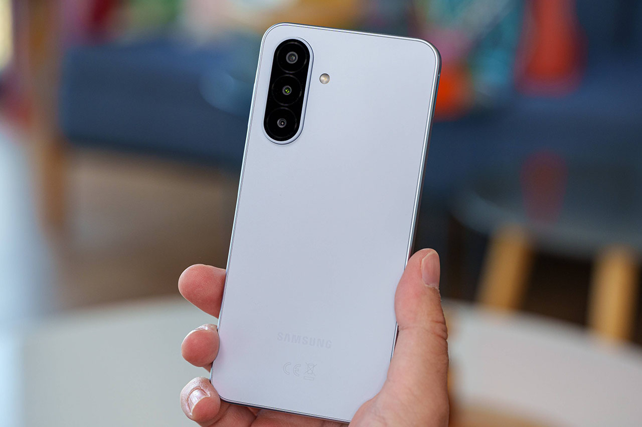Trên Tay Samsung Galaxy A18 4G