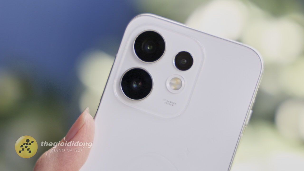 Oppo Reno 17 Lộ Hình Ảnh Thực Tế