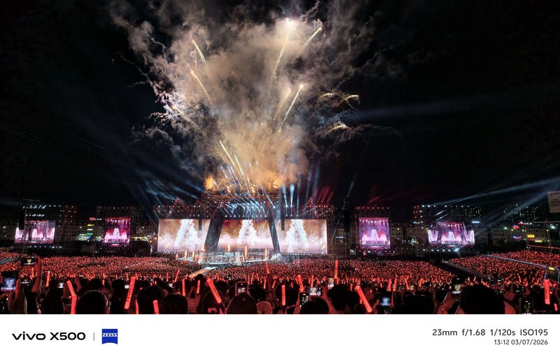 Vivo X500 Camera Concert 7