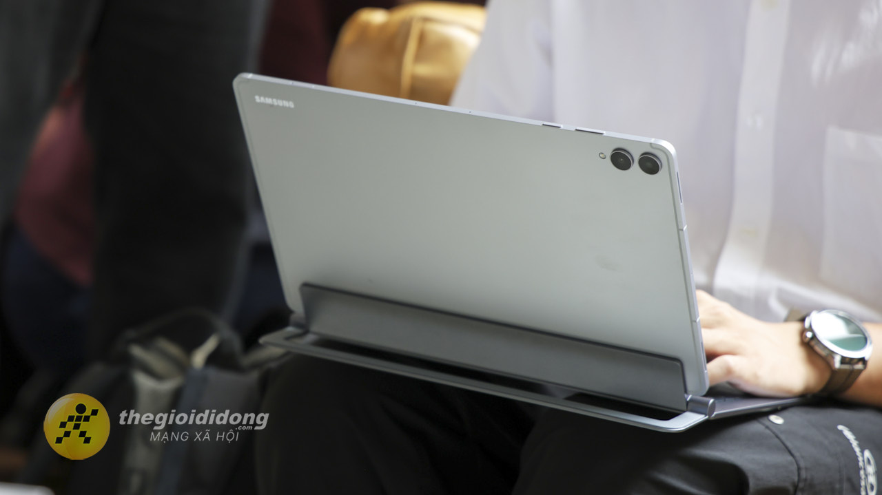 Mỏng Nhẹ Trên Tay - Mạnh Mẽ Vượt Tầm: Mình Đã Chọn Galaxy Tab S12 Ultra Vì Những Lý Do Sau Đây