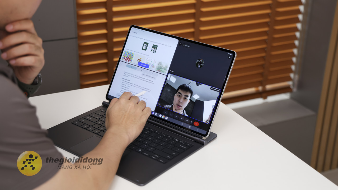 Samsung Dex + Đa Cửa Sổ + Bàn Phím: Một Màn Hình Cân Nhiều Việc