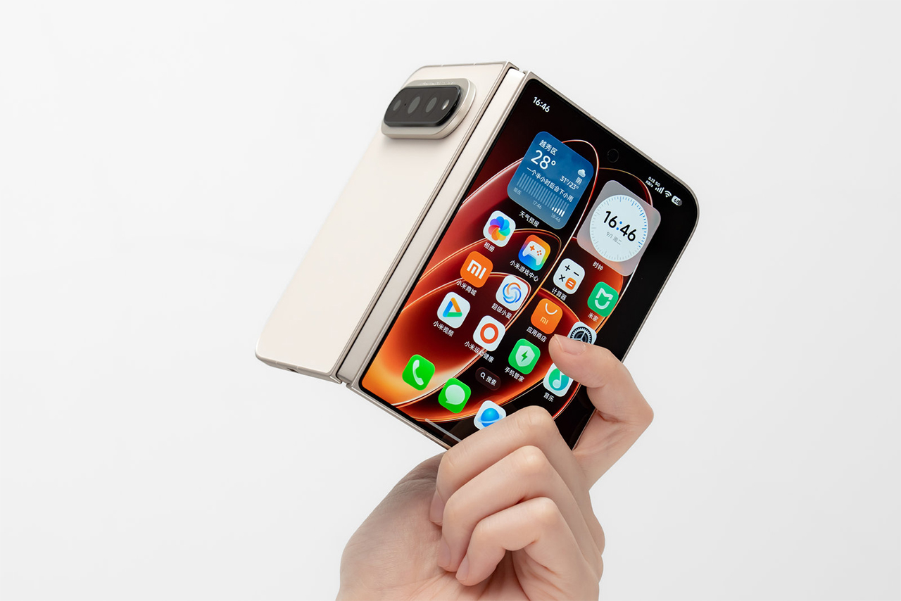 Trên Tay Xiaomi 18 Fold Trên Tay Xiaomi 18 Fold