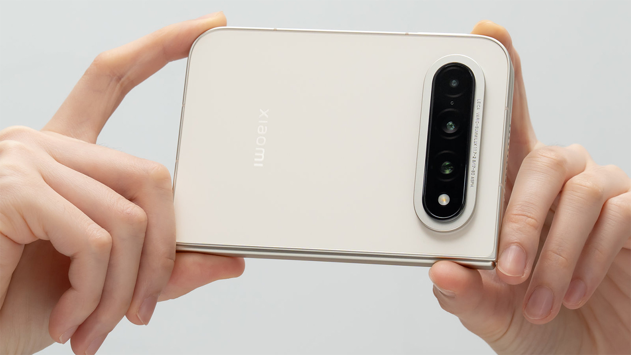Trên Tay Xiaomi 18 Fold Trên Tay Xiaomi 18 Fold