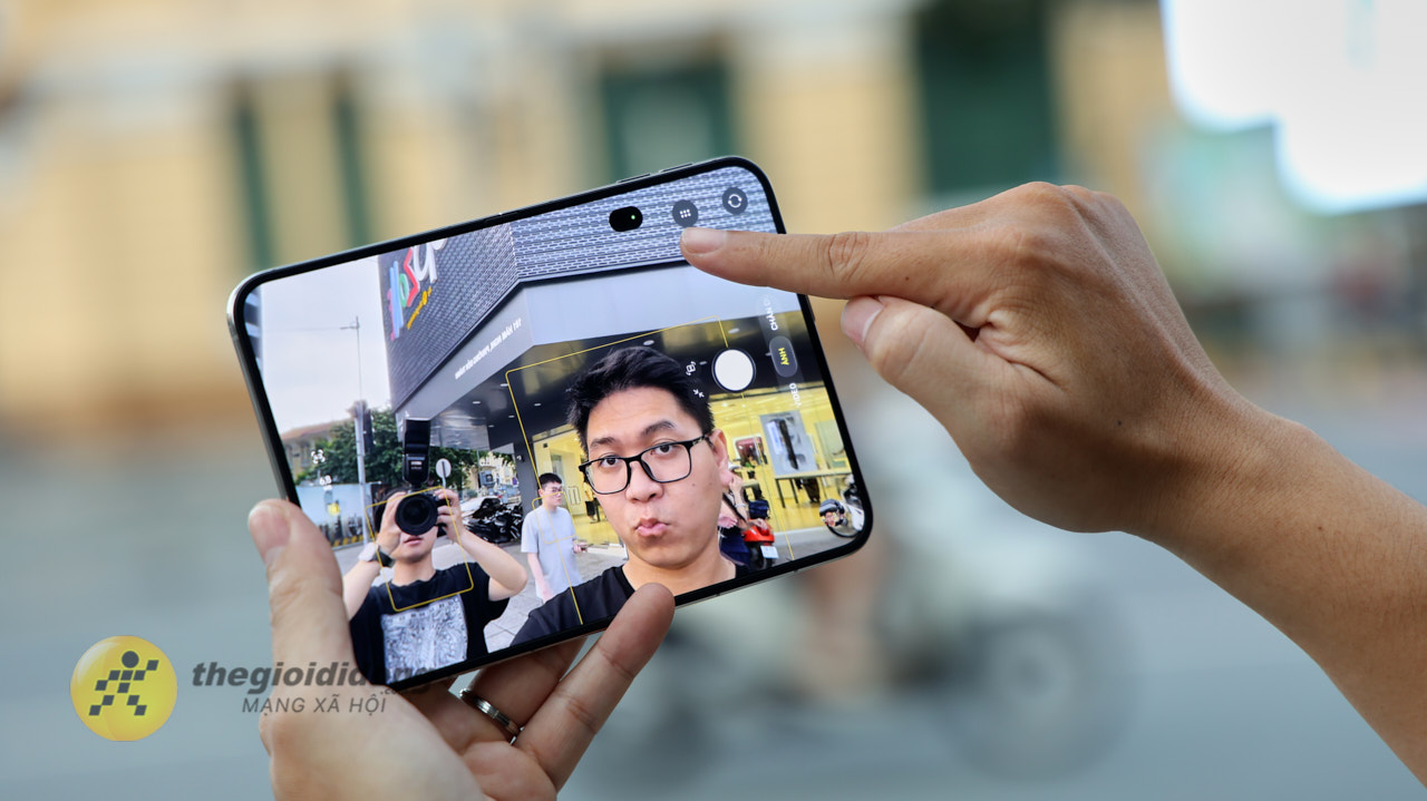 Trên Tay Iphone Duo