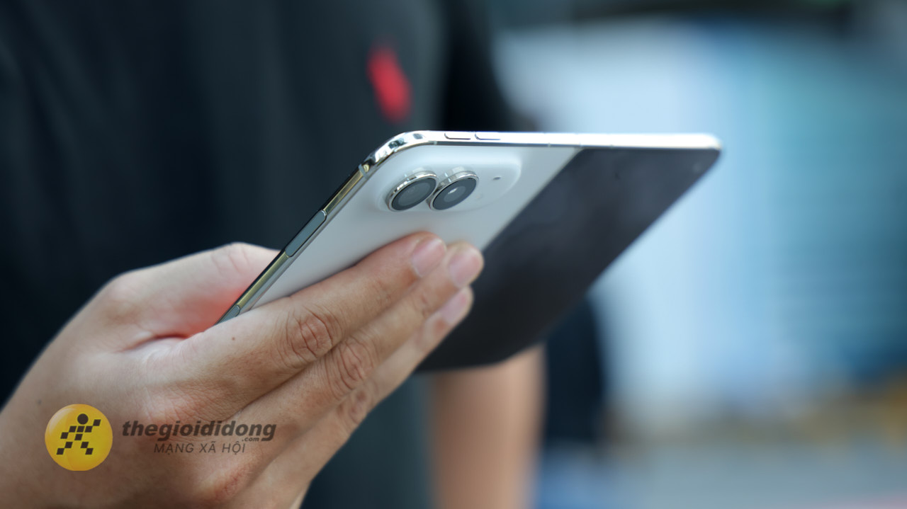 So Sánh Iphone Duo Và Samsung Galaxy Z Fold8 Ultra
