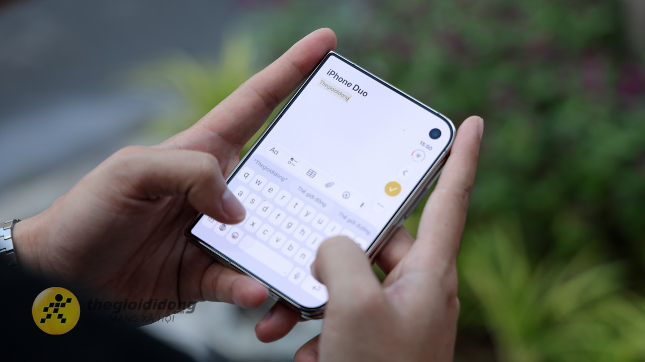 So Sánh Iphone Duo Và Samsung Galaxy Z Fold8 Ultra