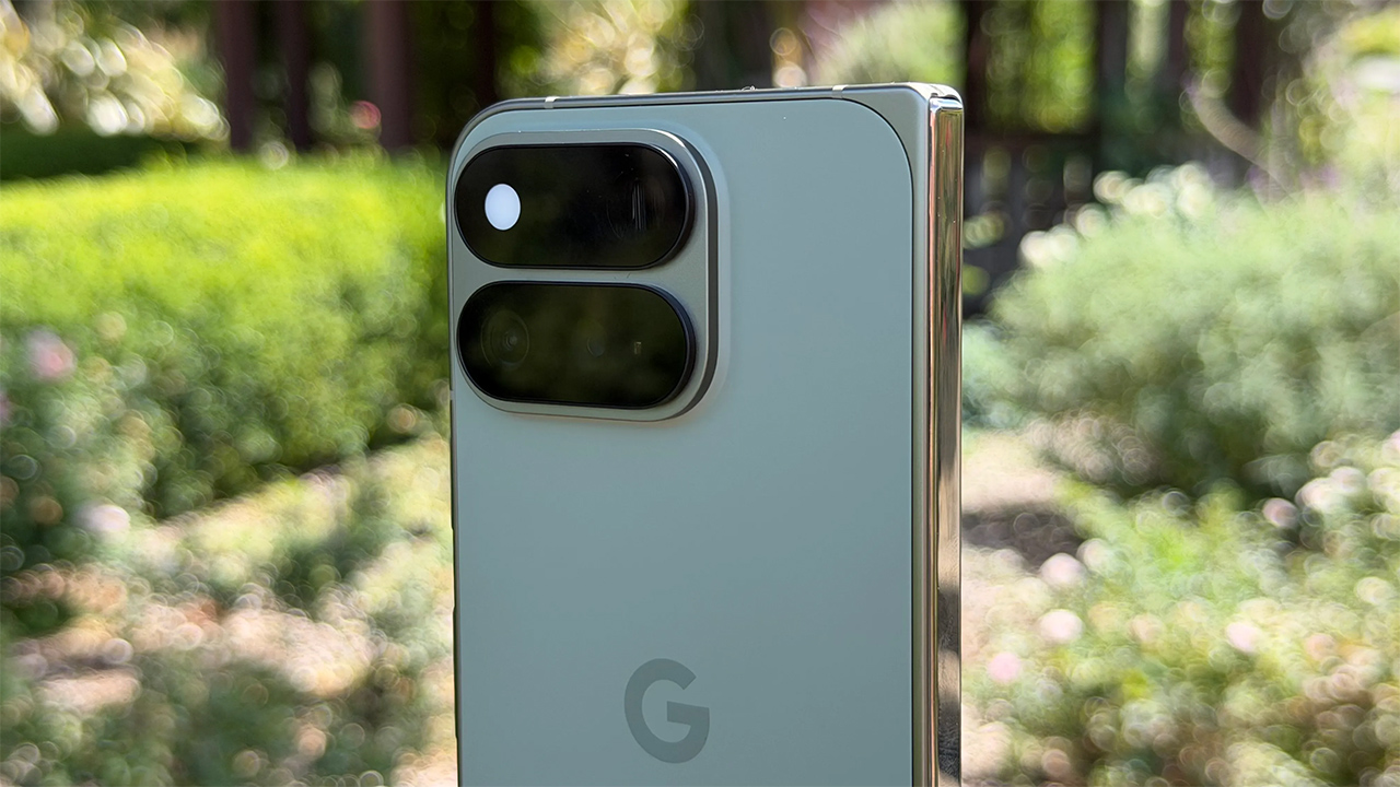 So Sánh Iphone Duo Và Pixel 11 Pro Fold