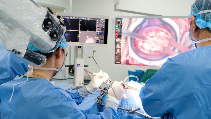 Bác sĩ có thể tiến hành phẫu thuật cắt bỏ hoàn toàn khối u Bác sĩ có thể tiến hành phẫu thuật cắt bỏ hoàn toàn khối u