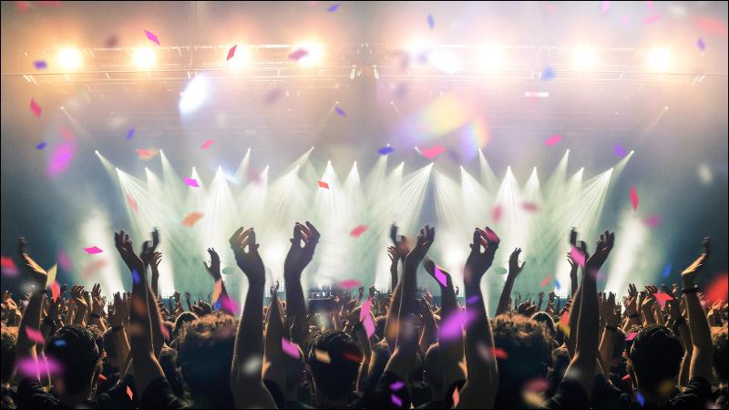 Tiếp xúc tiếng ồn lớn thời gian dài có thể dẫn đến ù tai Tiếp xúc tiếng ồn lớn thời gian dài có thể dẫn đến ù tai