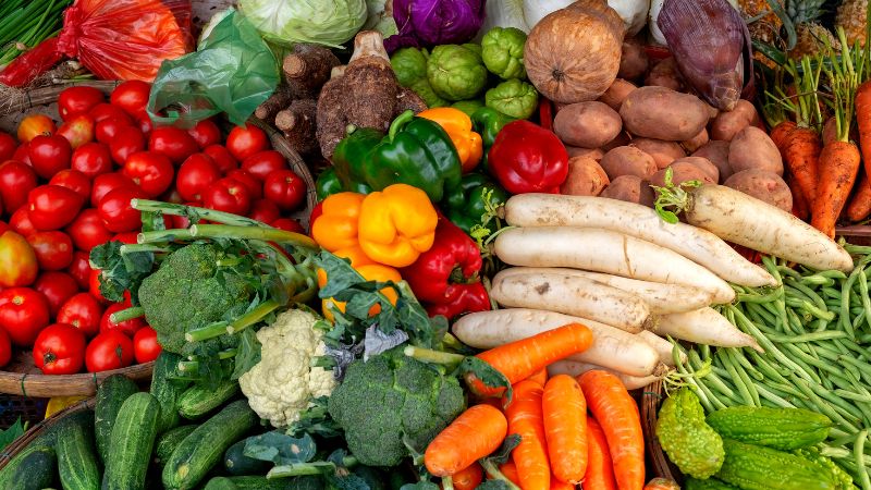 Ăn nhiều rau và trái cây có thể góp phần phòng ngừa tăng huyết áp