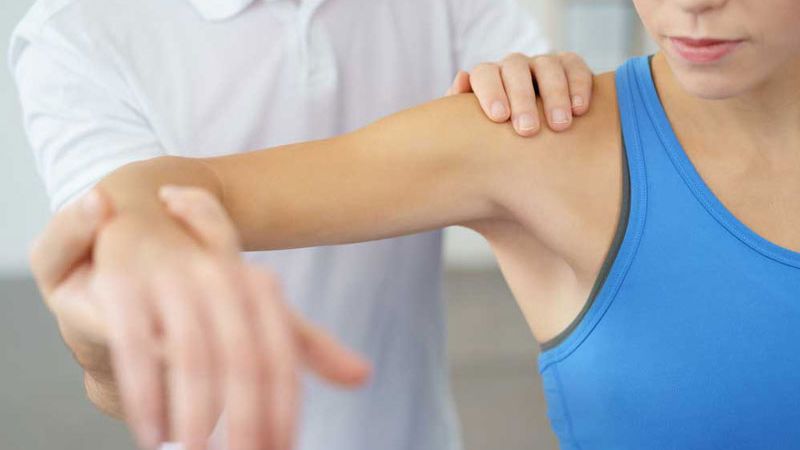 Vật lý trị liệu giúp khớp vai hoạt động tốt hơn Vật lý trị liệu giúp khớp vai hoạt động tốt hơn