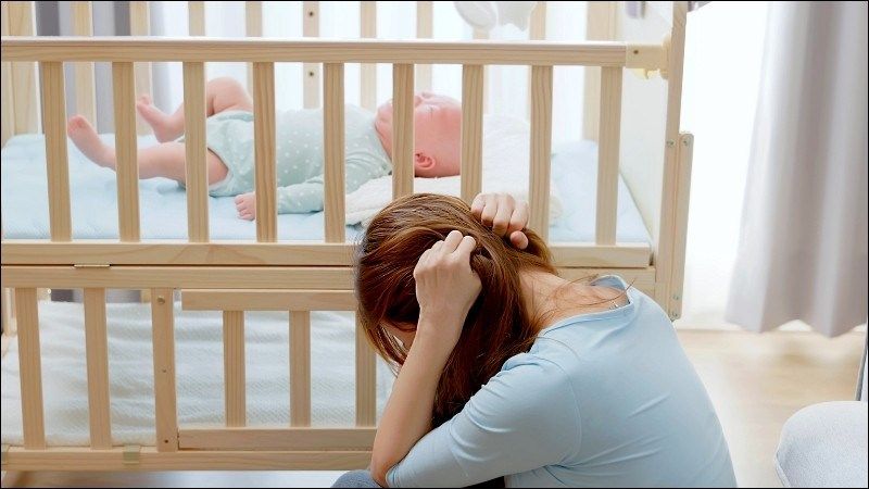 Cảm thấy căng thẳng quá mức có thể là dấu hiệu của trầm cảm sau sinh