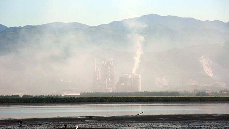 Bụi phổi Amiăng chủ yếu do hít phải các sợi hoặc bụi amiăng siêu nhỏ