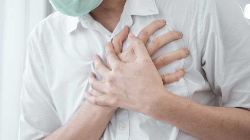 Bạn nên đến khám nếu có tiền sử tiếp xúc với amiăng và có các triệu chứng của bệnh   