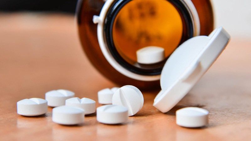 Dùng glucocorticoids kéo dài có thể làm tăng nguy cơ bị hoại tử vô mạch Dùng glucocorticoids kéo dài có thể làm tăng nguy cơ bị hoại tử vô mạch