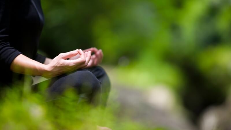 Phương pháp ngồi thiền hữu ích để phòng ngừa đau đỉnh đầu Phương pháp ngồi thiền hữu ích để phòng ngừa đau đỉnh đầu