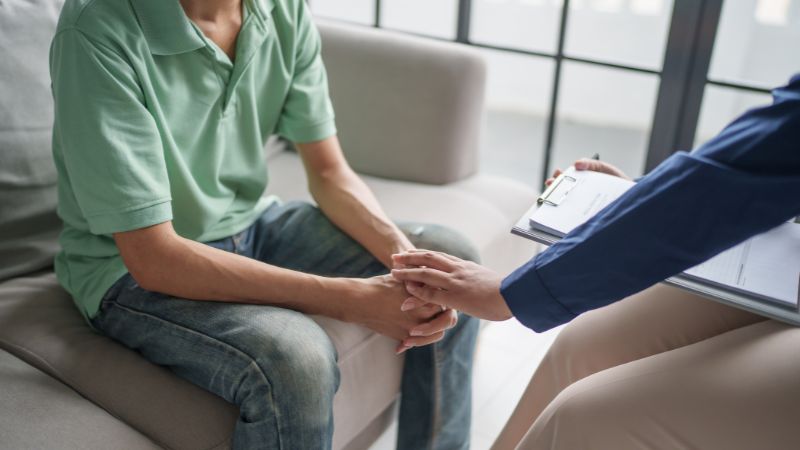 B&aacute;c sĩ sẽ khai th&aacute;c tiền sử sức khỏe, th&oacute;i quen v&agrave; h&agrave;nh vi t&igrave;nh dục