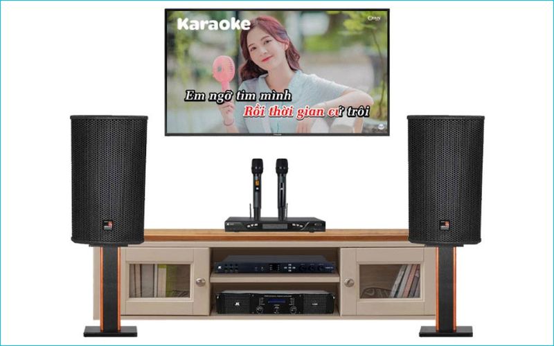 TV Samsung thường vẫn hát karaoke dễ dàng bằng Android TV Box hoặc đầu karaoke chuyên dụng